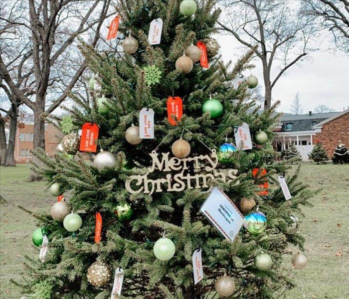 SERVPRO decorated tree for the North Muskegon Circle of Trees 